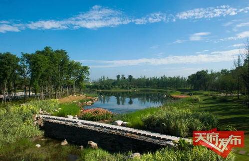 天府公园吃瓜视频大全,吃瓜视频大全带你领略夏日风情  第1张