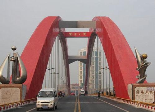 邕江大桥吃瓜事故  第1张